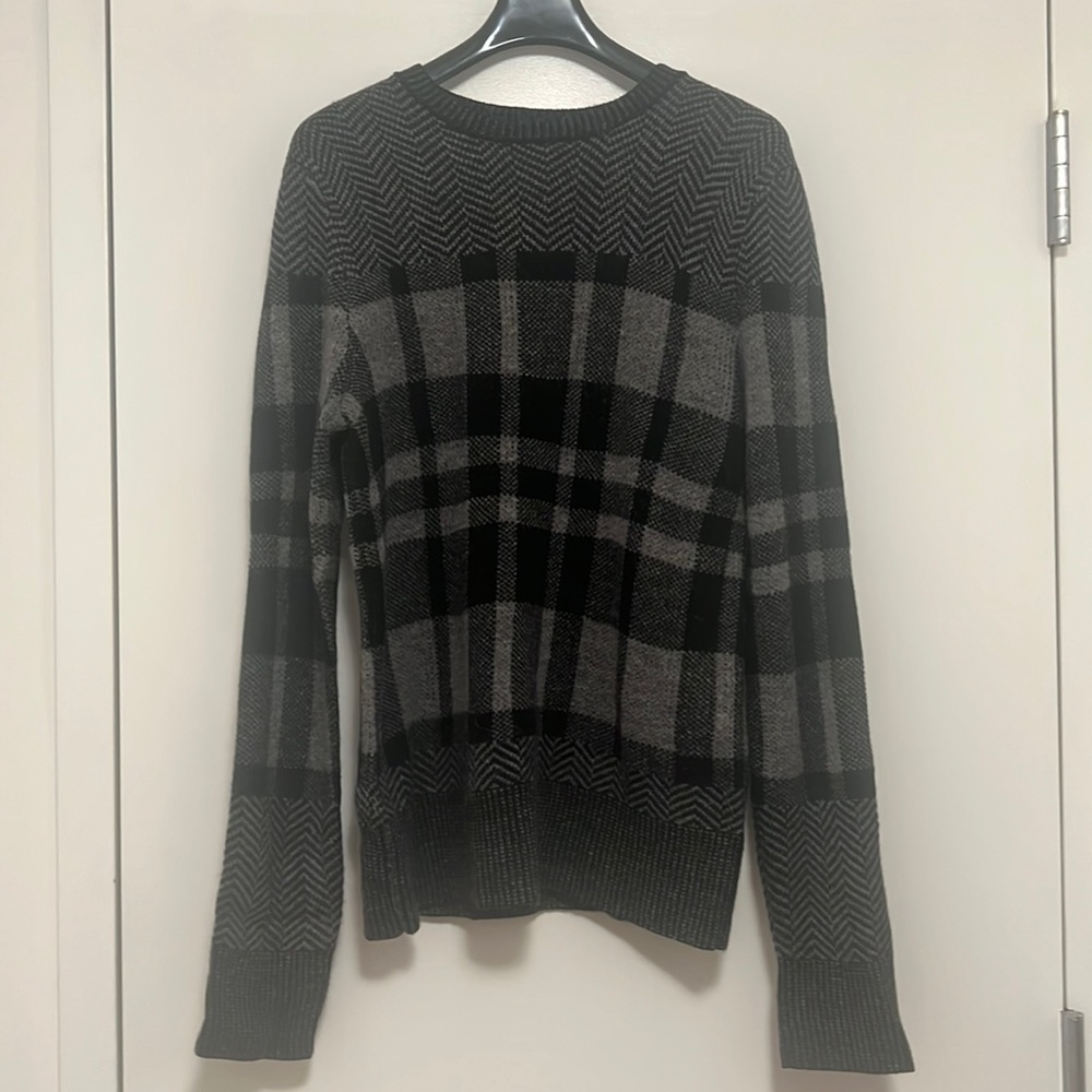 BANANA REPUBLIC SWEATER